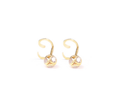 C(3) Letter earring